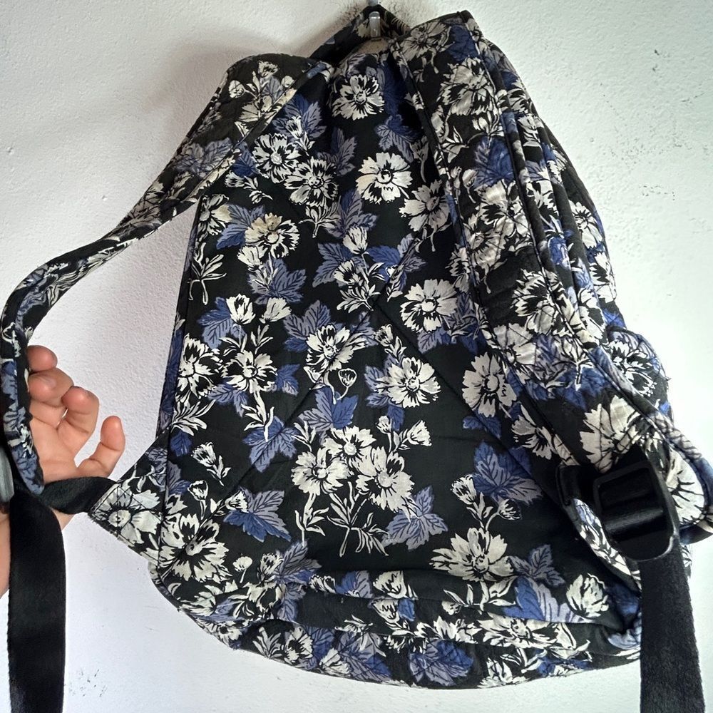Vera Bradley bookbag black blue everyday casual Campus Backpack floral FLAWED - Picture 9 of 14